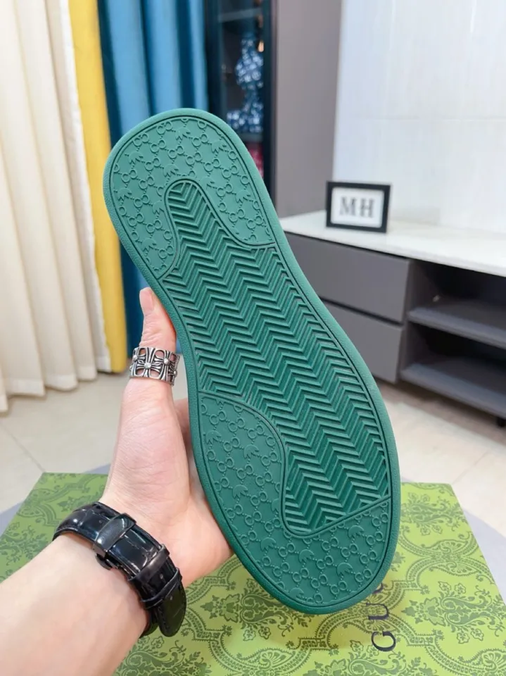 Men's shoes 💰440🌹🌹GUCCI [Gucci] New high-end brand of men's shoes, the latest fashionable casual men's shoes, trendy and versatile style, relaxed and sporty style, uppers imported from Italy, first-layer cowhide, genuine leather lining and ultra-fine workmanship. Original personalized fashionable rubber wear-resistant outsole, light and comfortable on the foot, size 38-44